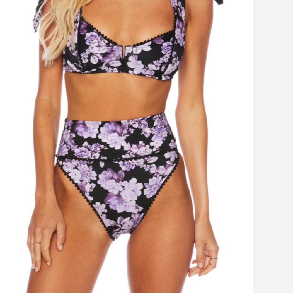 Brand new Beach Riot Spring Floral Highway bottom